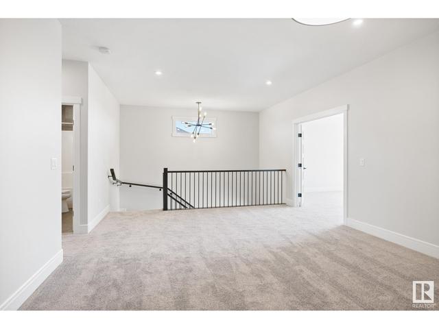 20627 27 Av Nw Nw, House detached with 4 bedrooms, 3 bathrooms and null parking in Edmonton AB | Image 27