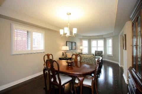 6571 Alderwood Tr, House detached with 4 bedrooms, 4 bathrooms and 4 parking in Mississauga ON | Image 3