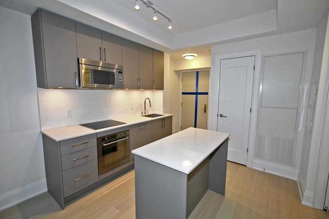 1005 - 88 Cumberland St, Condo with 1 bedrooms, 1 bathrooms and 0 parking in Toronto ON | Image 3