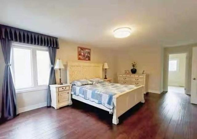 16 Melchior Cres, House detached with 4 bedrooms, 5 bathrooms and 6 parking in Markham ON | Image 5
