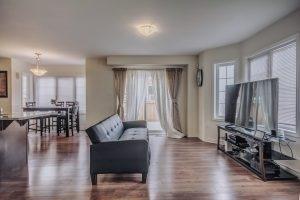 1 Leblanc Cres, House attached with 4 bedrooms, 3 bathrooms and 4 parking in Brampton ON | Image 4