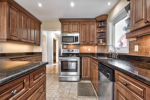 3558 Chartrand Cres, House detached with 4 bedrooms, 4 bathrooms and 4 parking in Mississauga ON | Image 22