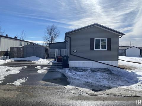 110 - 2251 50 St, Home with 3 bedrooms, 2 bathrooms and null parking in Drayton Valley AB | Card Image