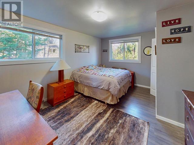 2060 Black Point Road, House detached with 3 bedrooms, 2 bathrooms and 5 parking in Powell River C BC | Image 22