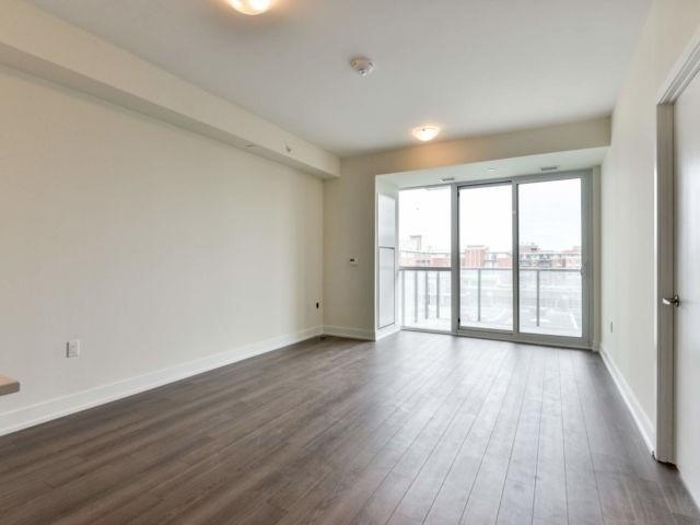 404 - 8 Ann St, Condo with 2 bedrooms, 2 bathrooms and 1 parking in Mississauga ON | Image 4