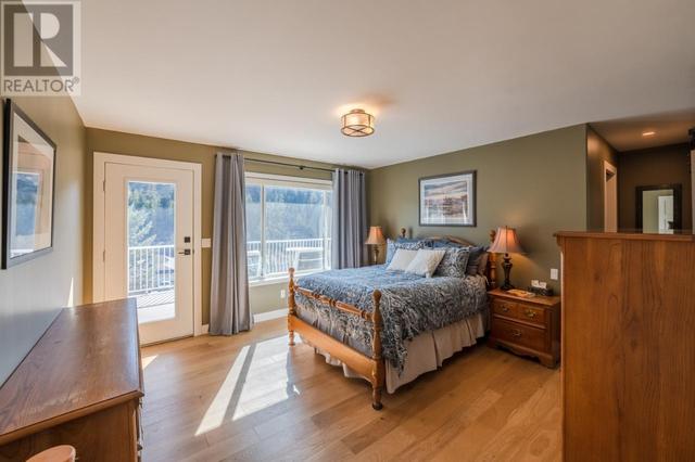 119 St Andrews Drive, House detached with 4 bedrooms, 2 bathrooms and 3 parking in Okanagan Similkameen I BC | Image 13