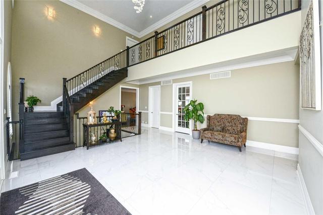6 Forestview Crt, House detached with 7 bedrooms, 11 bathrooms and 26 parking in Brampton ON | Image 5