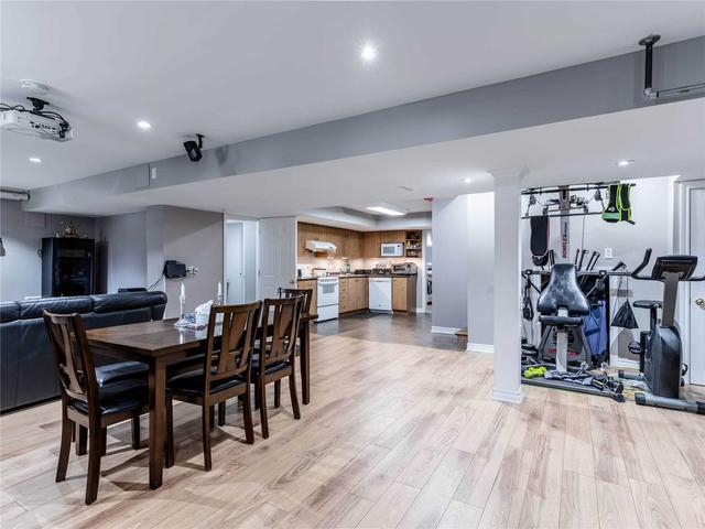498 Tremblant Crt, House detached with 4 bedrooms, 5 bathrooms and 5 parking in Mississauga ON | Image 20