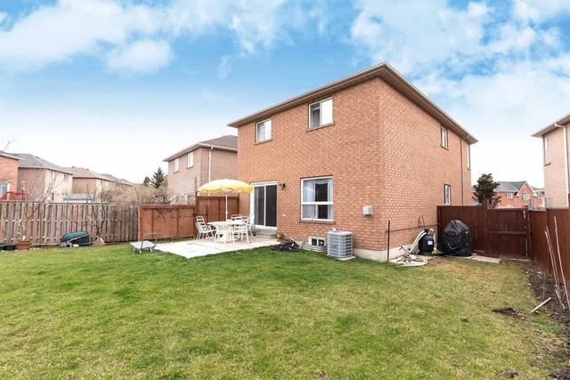 865 Mays Cres, House detached with 4 bedrooms, 3 bathrooms and 4 parking in Mississauga ON | Image 29