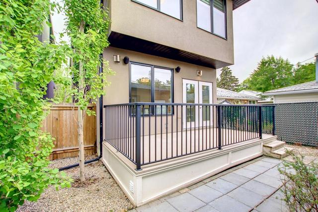 3714 2 Avenue Sw, House detached with 4 bedrooms, 3 bathrooms and 4 parking in Calgary AB | Image 41