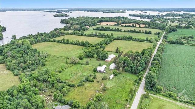 3837 Big Rideau Lake Rd, House detached with 3 bedrooms, 2 bathrooms and 6 parking in Rideau Lakes ON | Image 15