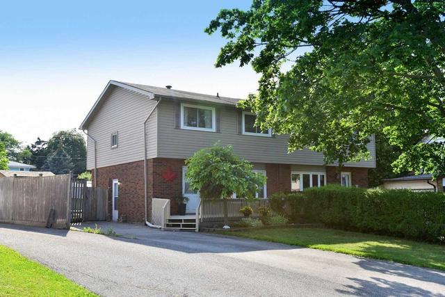 22 Wedgewood Ave, House semidetached with 4 bedrooms, 2 bathrooms and 3 parking in Hamilton ON | Image 36