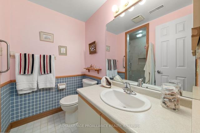 55 Farley Cres, House detached with 3 bedrooms, 3 bathrooms and 6 parking in Quinte West ON | Image 16