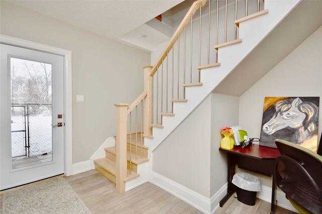 1274 Line 1 South Line, House detached with 3 bedrooms, 4 bathrooms and 10 parking in Oro Medonte ON | Image 6