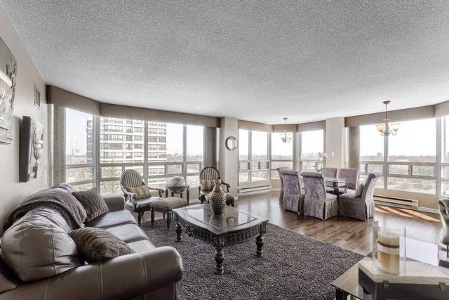 810 - 330 Mill St S, Condo with 2 bedrooms, 2 bathrooms and 2 parking in Brampton ON | Image 10