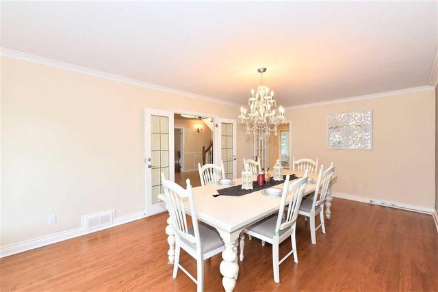 91 Comay Rd, House detached with 4 bedrooms, 4 bathrooms and 5 parking in Toronto ON | Image 6