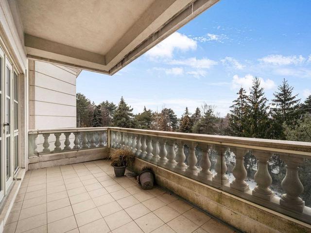 301 - 1 Post Rd, Condo with 2 bedrooms, 4 bathrooms and 3 parking in Toronto ON | Image 20