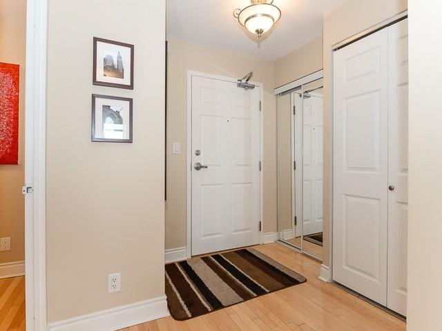 lph 7 - 245 Davisville Ave, Condo with 1 bedrooms, 1 bathrooms and 1 parking in Toronto ON | Image 2