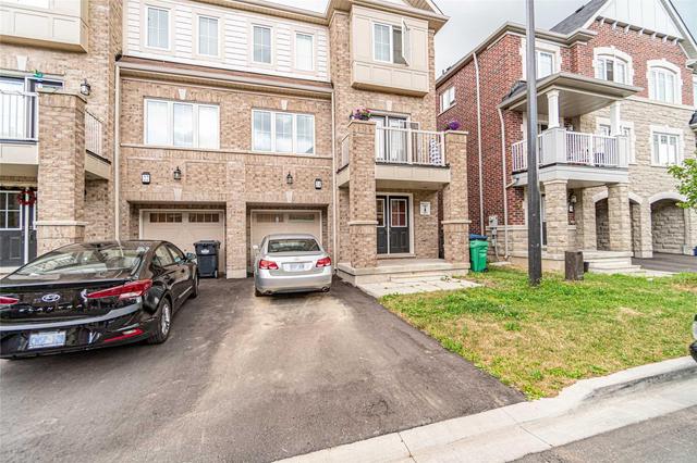 24 Francesco St, House semidetached with 3 bedrooms, 3 bathrooms and 2 parking in Brampton ON | Image 1