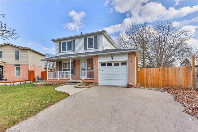 37 Inglewood Street, House detached with 3 bedrooms, 1 bathrooms and 3 parking in Brantford ON | Image 1