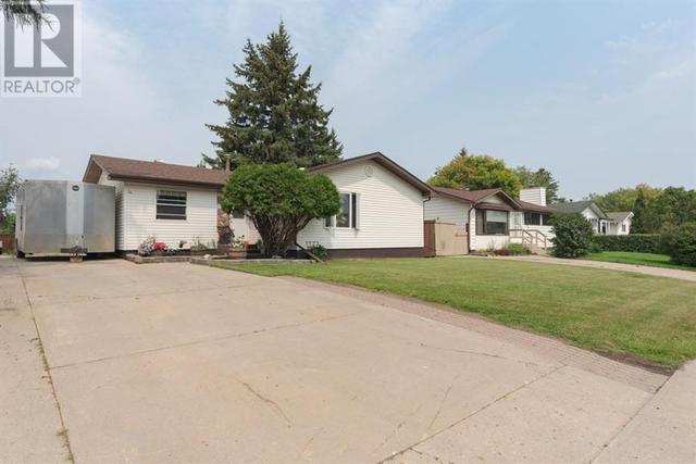 34 Birch Road, House detached with 5 bedrooms, 2 bathrooms and 6 parking in Wood Buffalo AB | Image 50