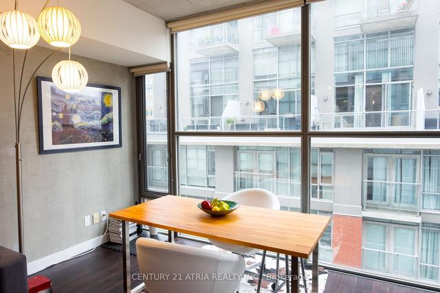 706 - 25 Oxley St, Condo with 2 bedrooms, 2 bathrooms and 0 parking in Toronto ON | Image 1