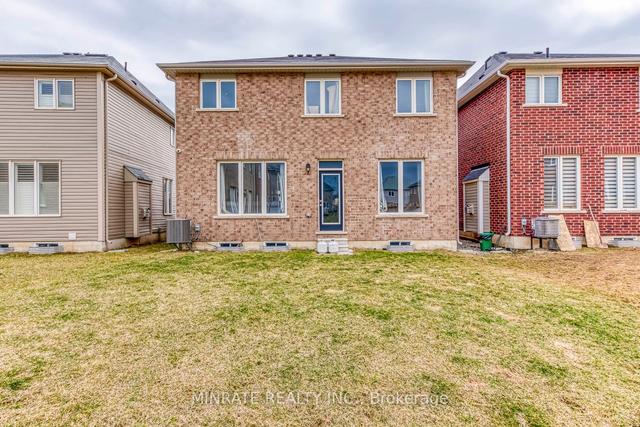 20 Munro Circ, House detached with 4 bedrooms, 4 bathrooms and 4 parking in Brantford ON | Image 11