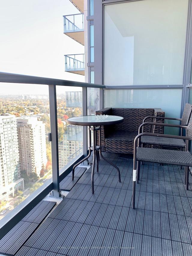 3305 - 5168 Yonge St, Condo with 2 bedrooms, 2 bathrooms and 1 parking in Toronto ON | Image 2