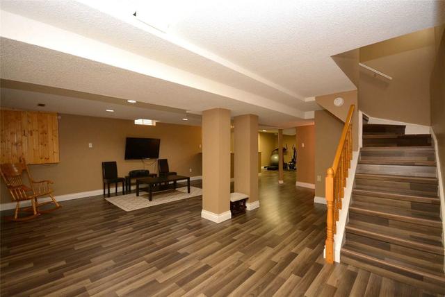 79 Cheviot Cres, House detached with 4 bedrooms, 4 bathrooms and 4 parking in Brampton ON | Image 11