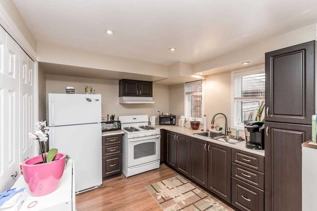 9586 Weston Rd, House attached with 3 bedrooms, 4 bathrooms and 3 parking in Vaughan ON | Image 17