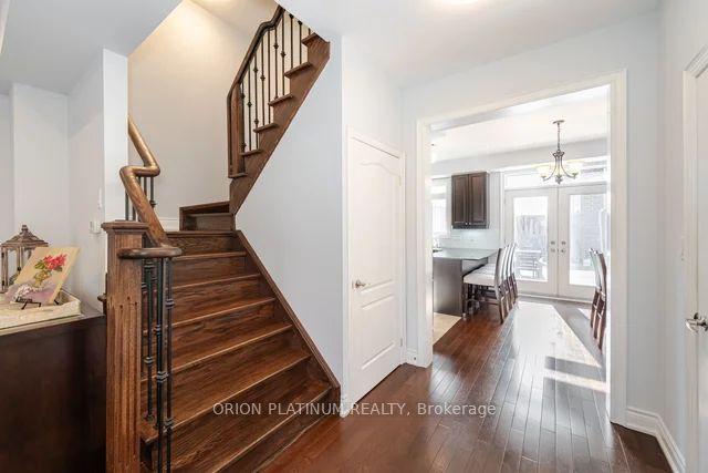 4329 Bloor St W, Townhouse with 3 bedrooms, 4 bathrooms and 3 parking in Toronto ON | Image 7