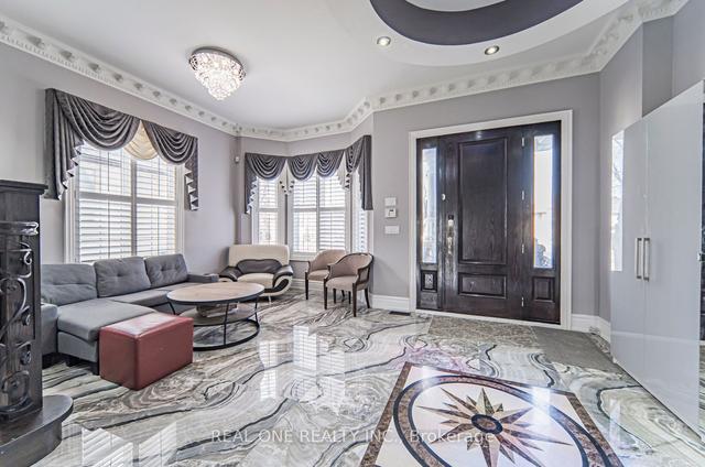 59 Bentworth Ave, House detached with 4 bedrooms, 7 bathrooms and 4 parking in Toronto ON | Image 23
