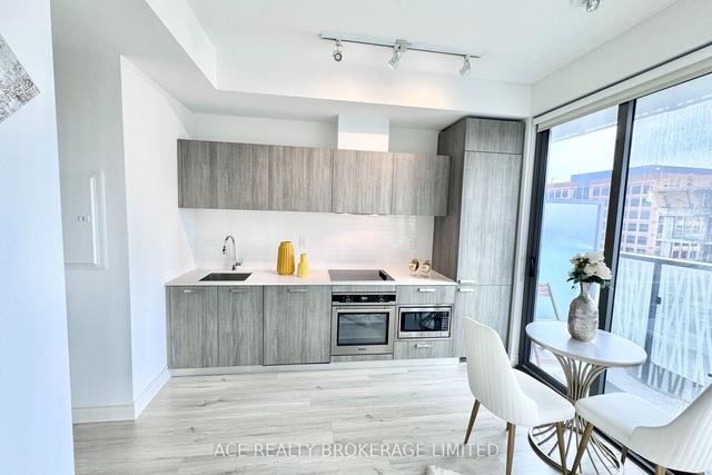 1802 - 50 Charles St E, Condo with 0 bedrooms, 1 bathrooms and 0 parking in Toronto ON | Image 6