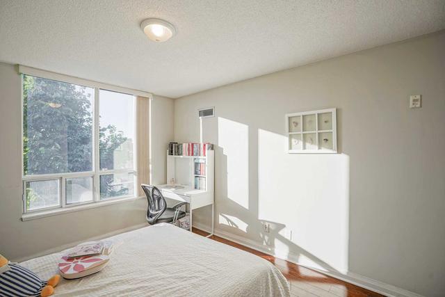 209 - 7363 Kennedy Rd, Condo with 2 bedrooms, 2 bathrooms and 1 parking in Markham ON | Image 8