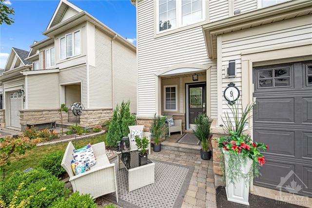 9 Kirkstone Private, Townhouse with 3 bedrooms, 3 bathrooms and 3 parking in Ottawa ON | Image 2