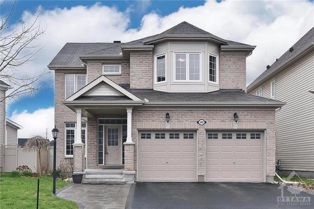 502 Pinawa Circle, House detached with 4 bedrooms, 4 bathrooms and 4 parking in Ottawa ON | Image 1
