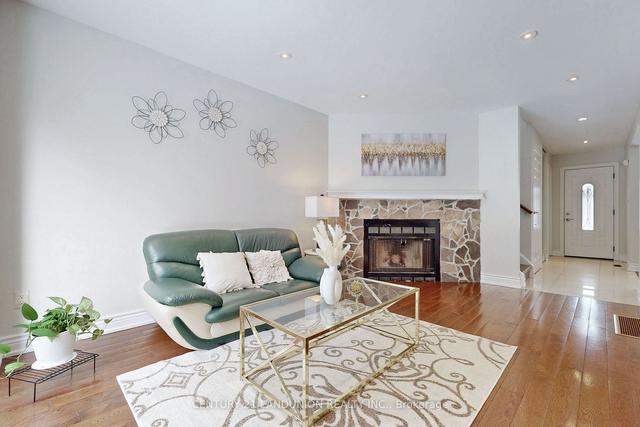 170 Ingleton Blvd, House detached with 3 bedrooms, 4 bathrooms and 6 parking in Toronto ON | Image 8