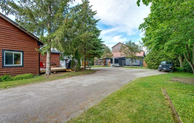 1736 Kirkfield Rd, House detached with 2 bedrooms, 2 bathrooms and 8 parking in Kawartha Lakes ON | Image 12