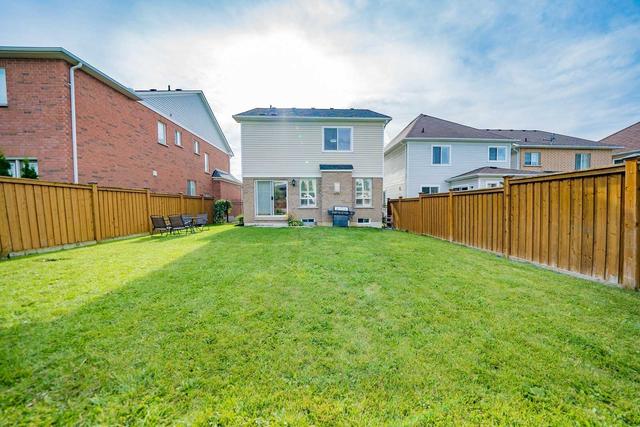 1705 Yardley St, House detached with 3 bedrooms, 4 bathrooms and 4 parking in Oshawa ON | Image 35