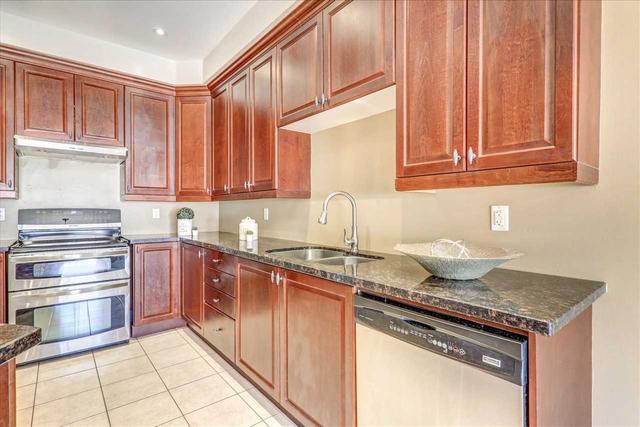 21 Rouge Bank Dr, House detached with 4 bedrooms, 4 bathrooms and 4 parking in Markham ON | Image 6