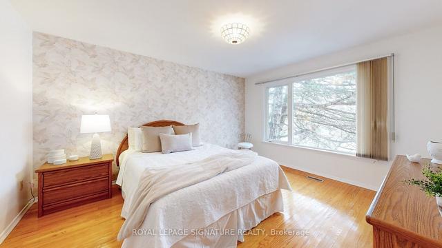 101 Whitehorn Cres, House detached with 5 bedrooms, 3 bathrooms and 4 parking in Toronto ON | Image 22