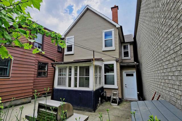 48 Northumberland St, House detached with 3 bedrooms, 3 bathrooms and 1 parking in Toronto ON | Image 27