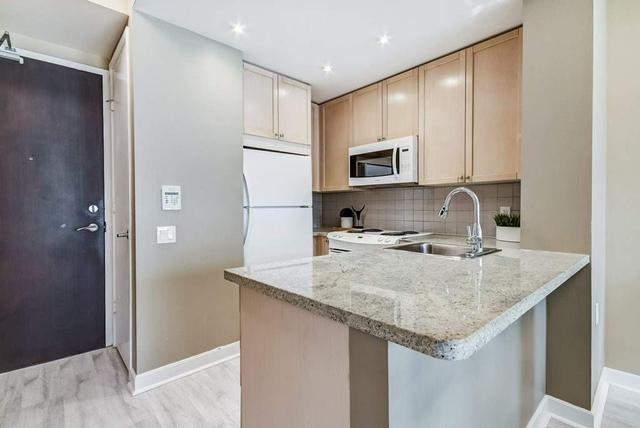 1104 - 85 Bloor St E, Condo with 1 bedrooms, 1 bathrooms and 0 parking in Toronto ON | Image 23