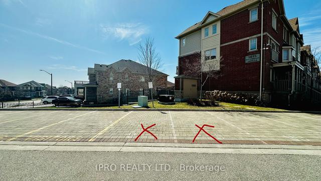 4 - 3070 Thomas St, Townhouse with 3 bedrooms, 3 bathrooms and 4 parking in Mississauga ON | Image 14