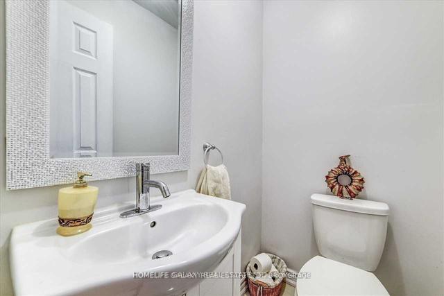 62 Peter St, House detached with 3 bedrooms, 3 bathrooms and 5 parking in Markham ON | Image 16