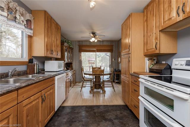 14158 Hwy 522, House detached with 4 bedrooms, 2 bathrooms and 10 parking in Parry Sound, Unorganized, Centre Part ON | Image 19