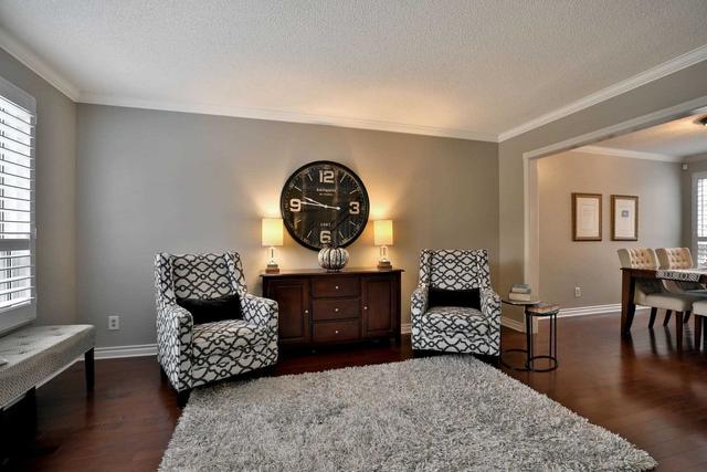 128 Speyside Dr, House detached with 3 bedrooms, 3 bathrooms and 3 parking in Oakville ON | Image 34