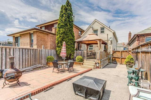 119 Bowie Ave, House detached with 3 bedrooms, 2 bathrooms and 7 parking in Toronto ON | Image 18