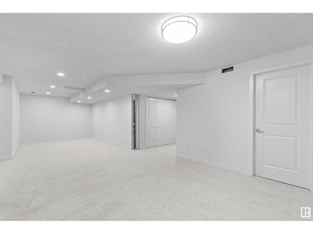 2132 42 St Nw, House detached with 4 bedrooms, 3 bathrooms and null parking in Edmonton AB | Image 50