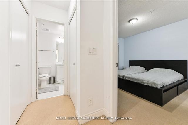 217 - 5 Richgrove Dr, Townhouse with 2 bedrooms, 2 bathrooms and 1 parking in Toronto ON | Image 2
